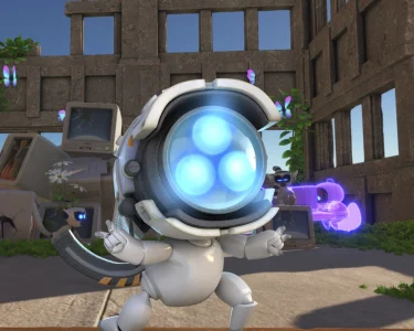 astro-bot-watcher-silhouette-image-block-01-en-22jul24
